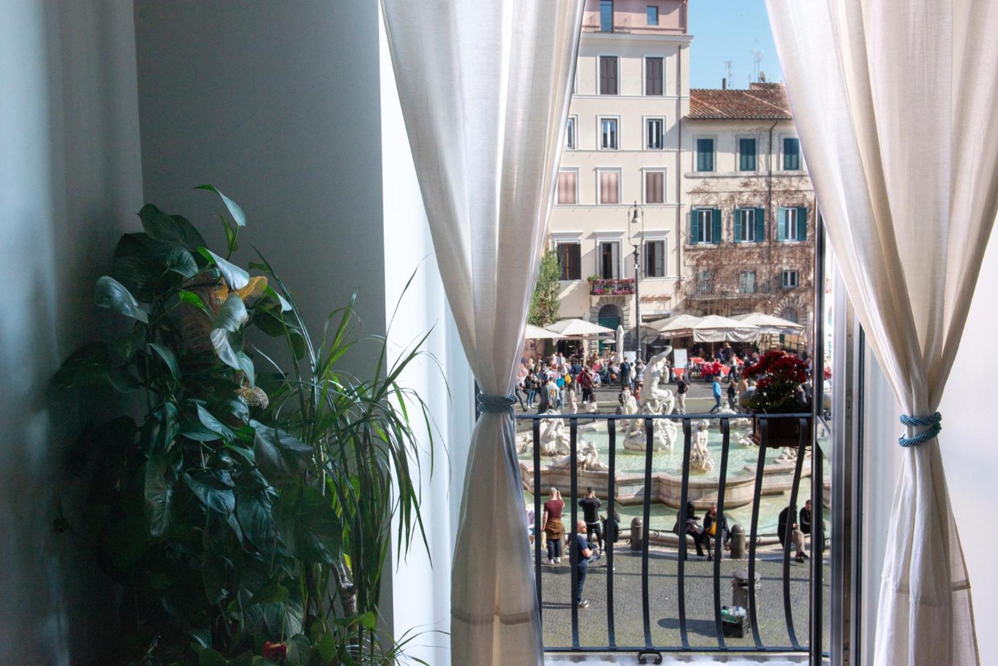 Navona Charming Balcony Apartment Рим Екстериор снимка